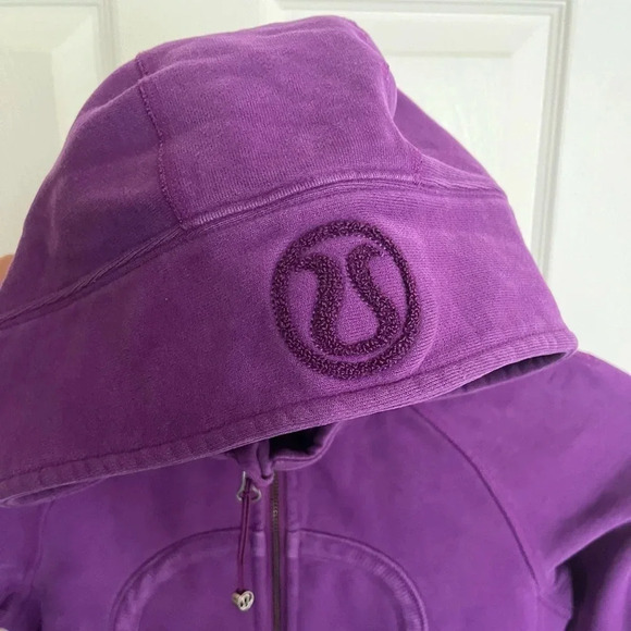 Lululemon Scuba Jacket - Picture 5 of 7